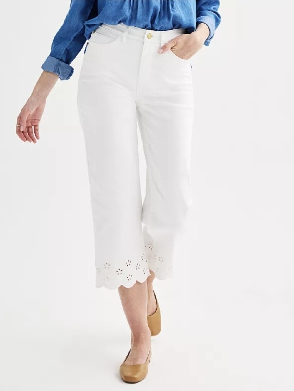 Croft Barrow Mid Rise Crop Jeans Womens 12 White Eyelet Hem Embroidered NEW